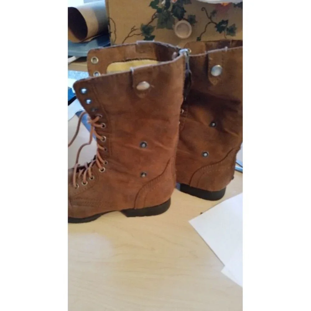 Mossimo Supply Boots